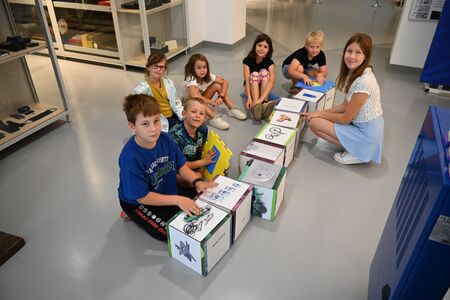 1 otroci v muzejskih depojih_igra pripovedovanje